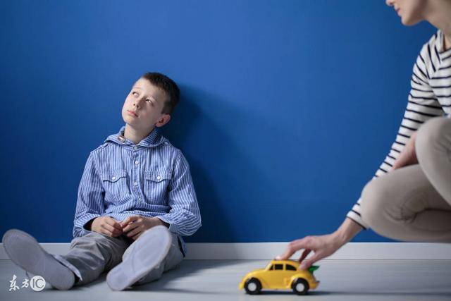 孩子喜欢长时间注视某样东西?揭秘自闭症儿刻板行为背后的合理性